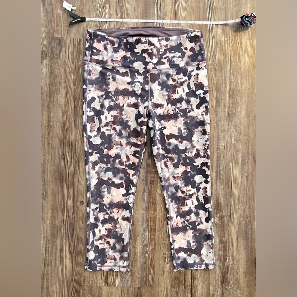 Marina Sport Leggings NWOT Size L (12-14)